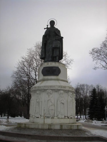 Памятник княгине Ольге (Псков)
