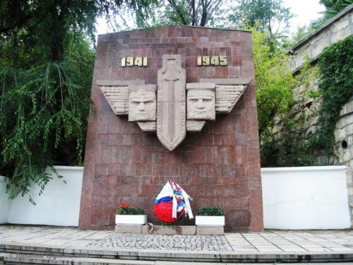 Памятник разведчикам-черноморцам