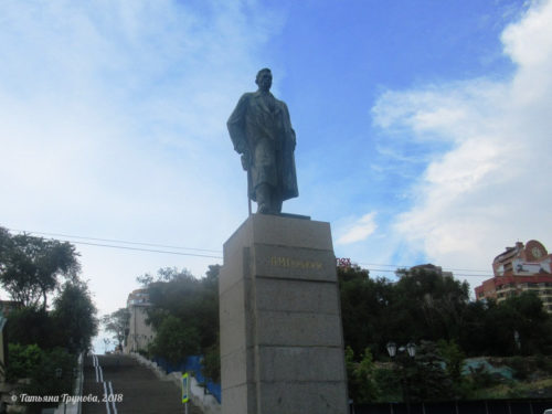 Памятник Горькому
