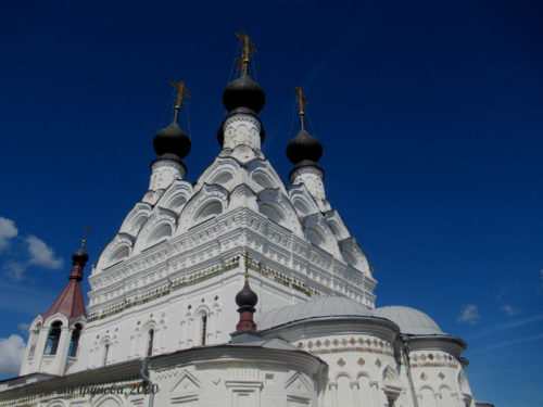 Троицкий монастырь