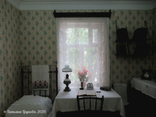 Комната Анны Ильиничны