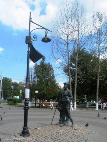 Памятник Ю.Б.Левитану