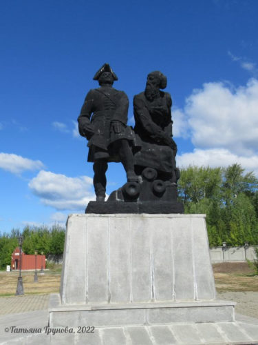Памятник в Невьянске