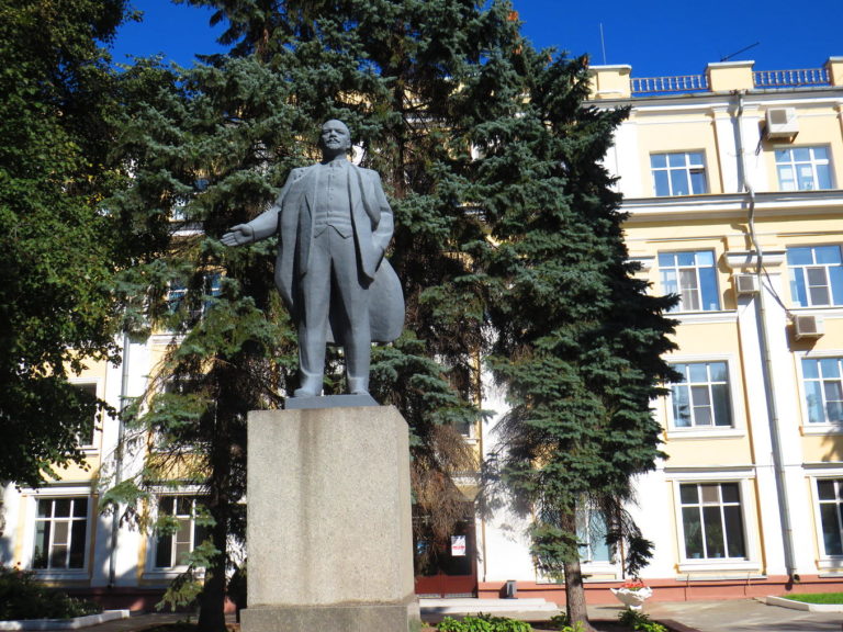 Памятник Ленину в Рязани