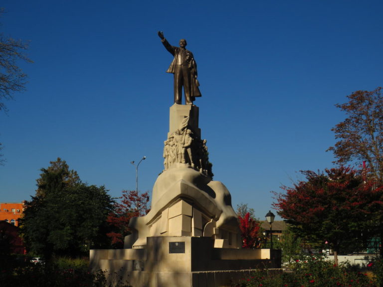 Памятник Ленину в Краснодаре
